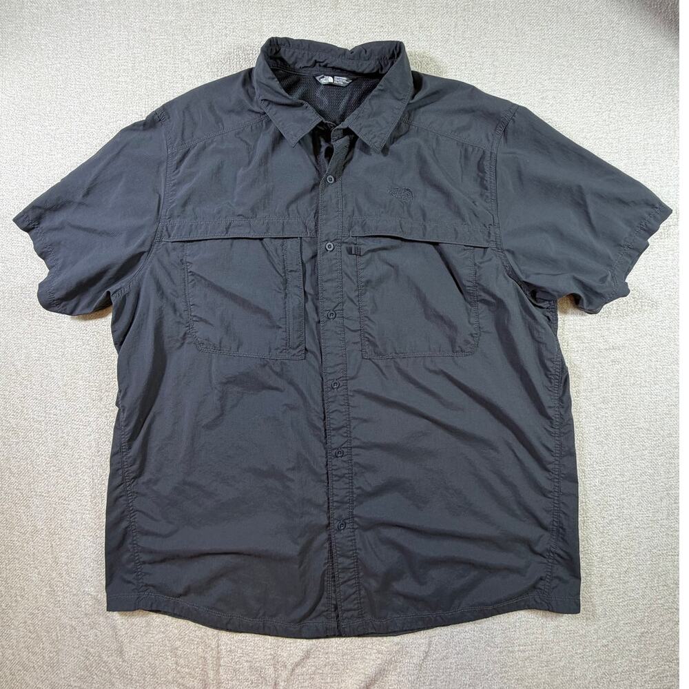 The North Face Men Black 2XL Button Front Short Sleeve Vented Hiking Shirt